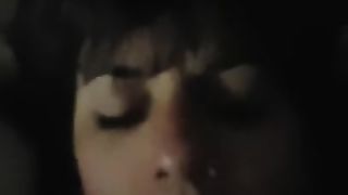 Mia moglie Giulia si tocca mentre me la scopo