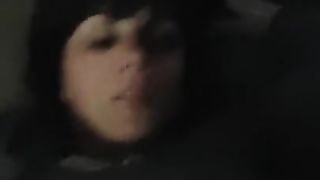 Mia moglie Giulia si tocca mentre me la scopo