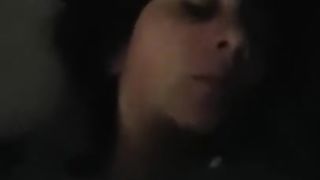 Mia moglie Giulia si tocca mentre me la scopo