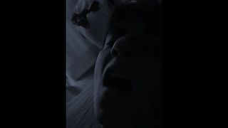 Mia moglie Giulia... sentite come gode quando viene!!