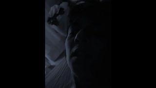 Mia moglie Giulia... sentite come gode quando viene!!