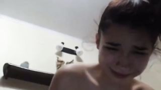 Ragazza che si masturba in cam Parte 2