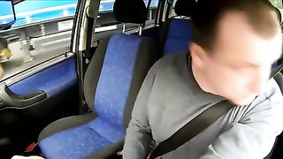 Rossa ceca scopata senza condom