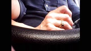 Succhia il cazzo a un camionista