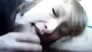 Puttana bionda al lavoro