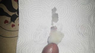 Anteprima del video: DAVANTI A UN VIDEO PORNO