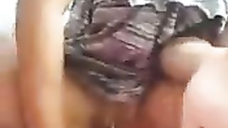 Ragazza del Sénégal si masturba