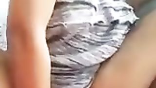 Ragazza del Sénégal si masturba