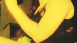 Come è brava a succhiare il cazzo e la cappella!!