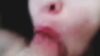 Pompino fatto con tanta voglia di succhiare!!