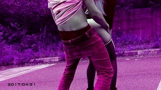 Ragazza italiana scopata sul marciapiede