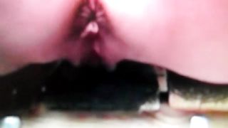 Anteprima del video: Di chi sarà mai questo bel bottoncino?