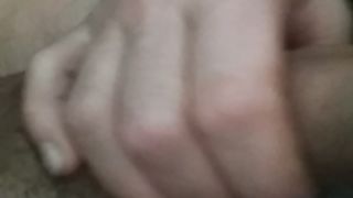 Anteprima del video: Lo succhio e lo massaggio