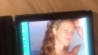 Predator90s riempie di sborra la mia biondina fighetta