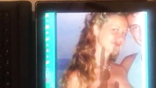 Predator90s riempie di sborra la mia biondina fighetta