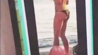 Predator90s riempie di sborra la mia biondina fighetta