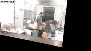 Prof scopa studentessa in facoltà