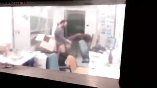 Prof scopa studentessa in facoltà