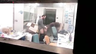 Prof scopa studentessa in facoltà