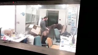 Prof scopa studentessa in facoltà