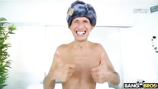 Un cazzo così grosso non l'aveva mai visto