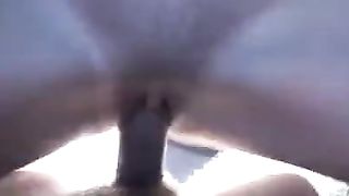 Sesso in auto con una giovane puttana