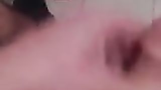 E' x qualche troia vogliosa che vuole berlo