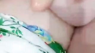 Un paio di tette molto grandi