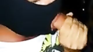 Anteprima del video: POMPINO AD AMICO DOTATO