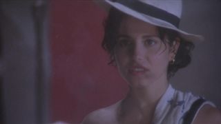 Arrapante Anna Ammirati in "Monella"