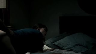 Laetitia Casta piscia in Do not disturb Parte 2