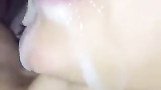 Erika si fa sborrare in bocca Parte 2