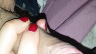 LINGUA, BOCCA, UNGHIE SMALTATE E INFINE SBORRA