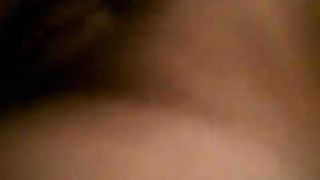 Ecuadoriana si masturba al telefono per il fidanzato