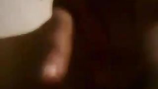 Ecuadoriana si masturba al telefono per il fidanzato