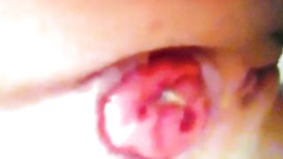 Un ano aperto in primo piano