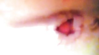 Un ano aperto in primo piano