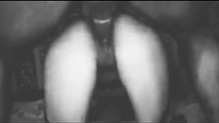 Cornuto incita il bull a fottere sua moglie