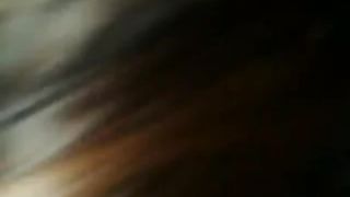 Troia soddisfa oralmente degli amici