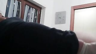 La mia amica si masturba il culo