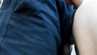 Una sveltina nel bosco per la signora a pecorina