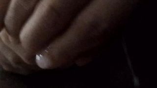 Mio marito ama farsi accarezzare il cazzo dolcemente