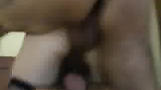 Moglie italiana tettona sesso a tre