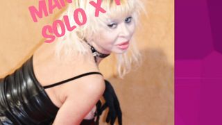 MANYA BIONDA PORNOSTAR TETTONA