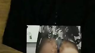 Tributo e skizzata da paura