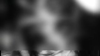 Cazzo duro in bocca con ingoio