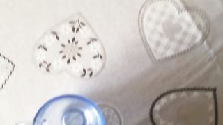 Chi gradisce una tazza di sborra?