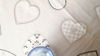 Chi gradisce una tazza di sborra?