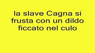 Mi frusto con un dildo in culo