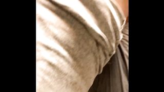 A lei piace essere masturbata in fica e culo